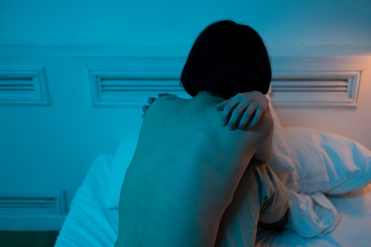 Immagine di copertina per Corpi in vendita, il business milionario del revenge porn