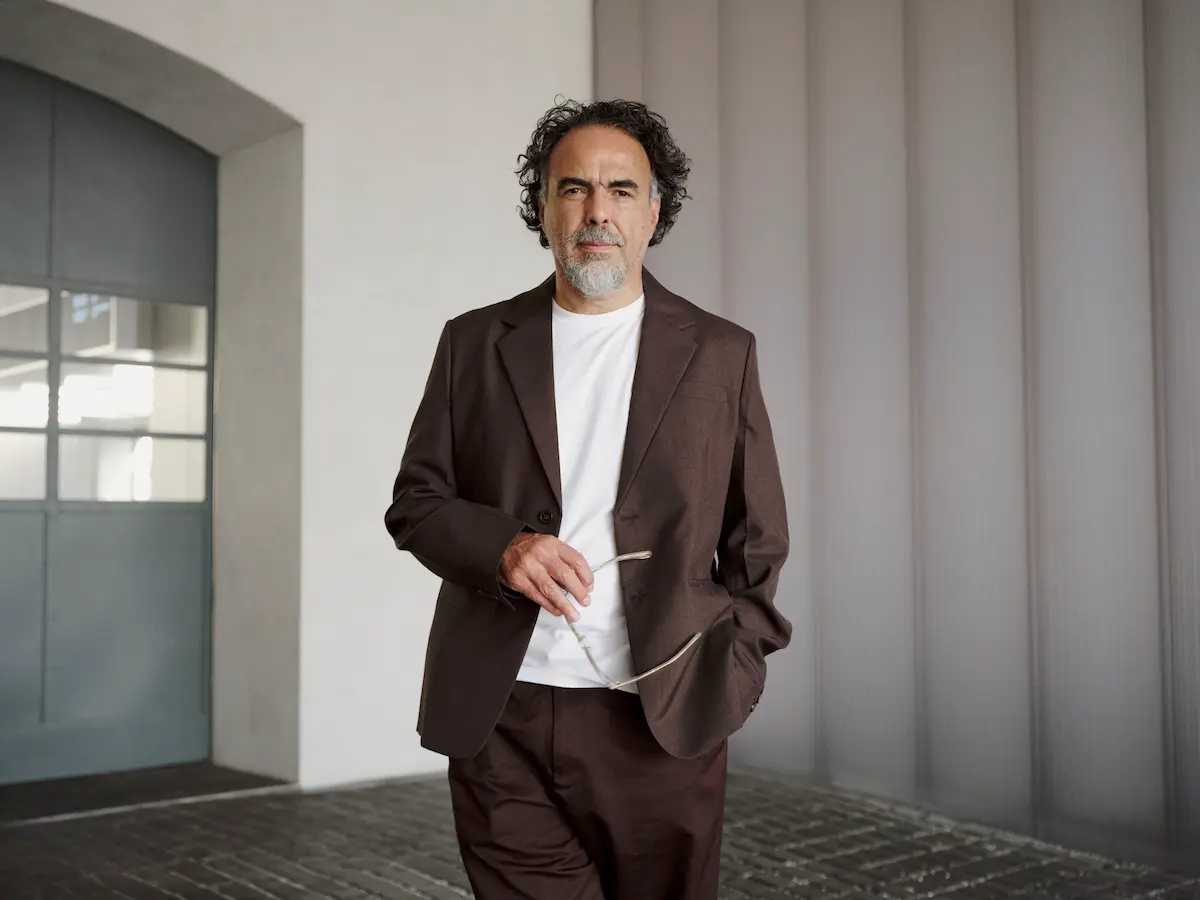 Immagine di copertina per Iñárritu porta a Milano la mostra "placenta" Sueño Perro