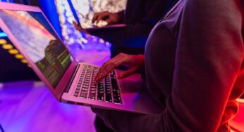 Più donne nel tech per un’IA più equa e inclusiva