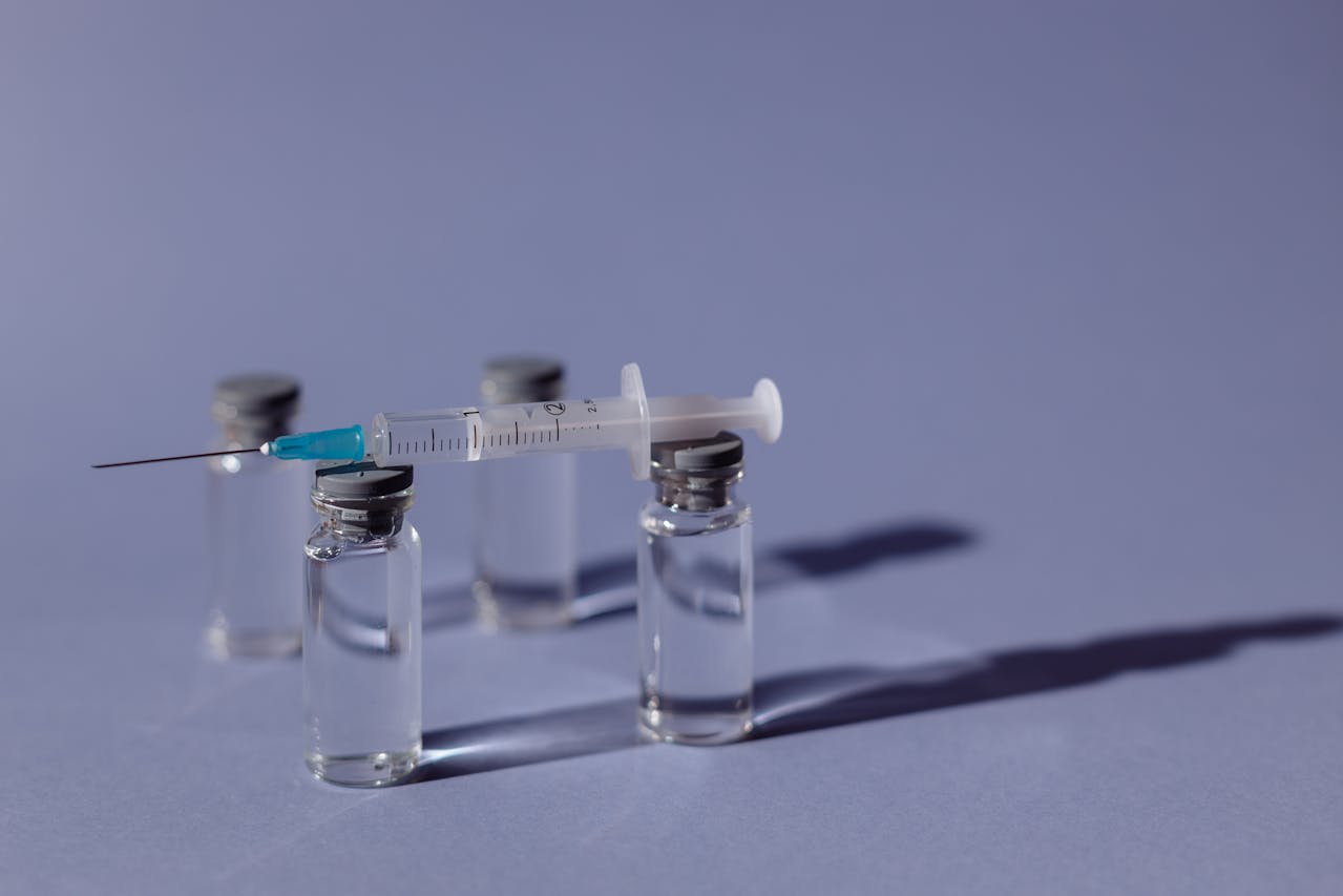 L’Ema dà il via libera ad Astrazeneca