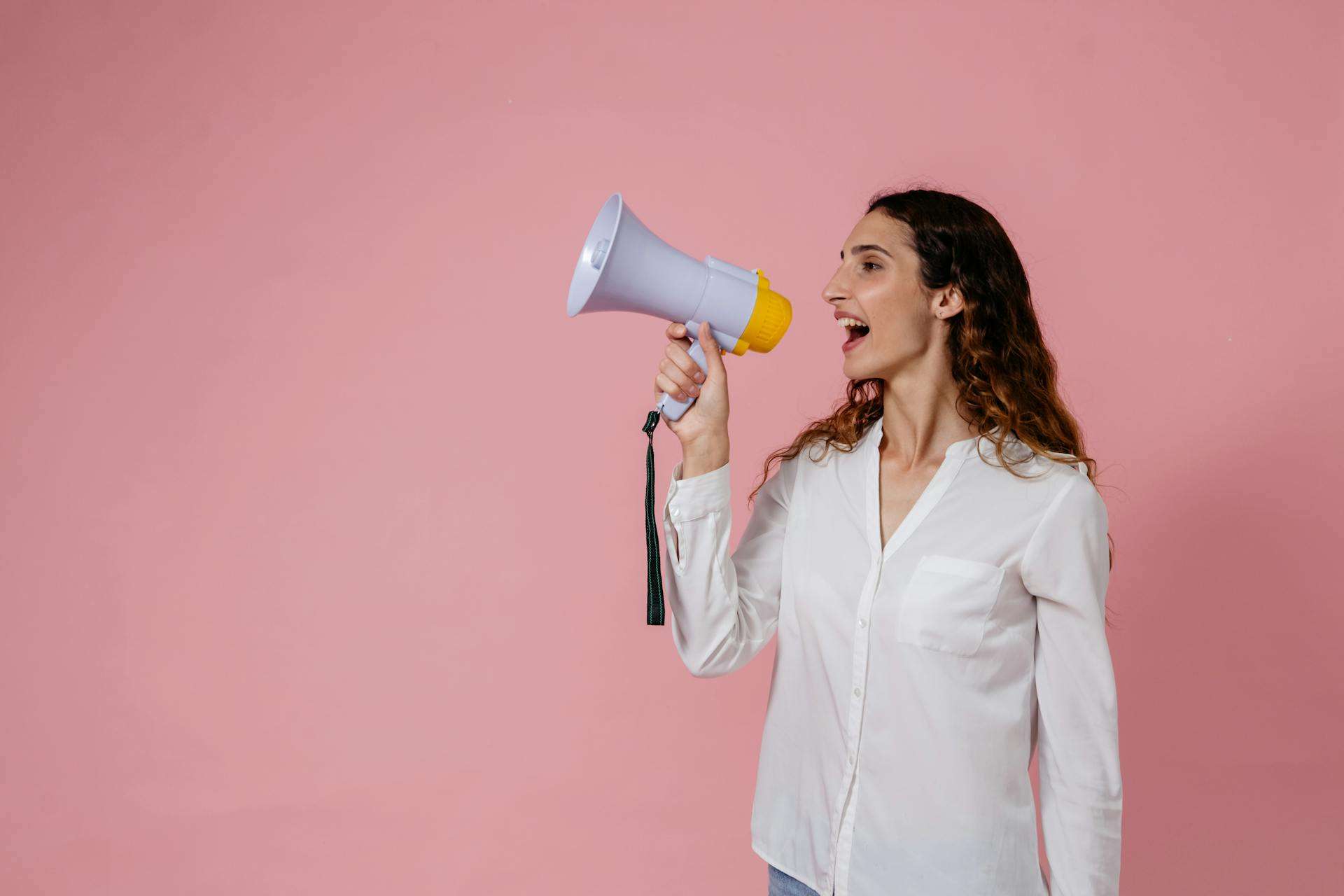 L’otto marzo 2025, piccole e grandi azioni di donne connesse nel mondo fisico